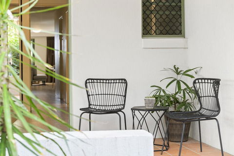 Your Luxury Escape - Karinya At Surfside - Accommodation Redcliffe 2