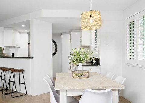 Your Luxury Escape - Karinya At Surfside - Accommodation Redcliffe 1