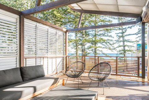 Your Luxury Escape - On The Bay - Stunning Beachfront Apartment - Accommodation Redcliffe 1