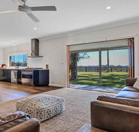 Your Luxury Escape - Paul's Farmhouse at Newrybar - Accommodation Redcliffe