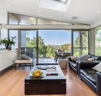 Your Luxury Escape - Vue from Here - Accommodation Redcliffe