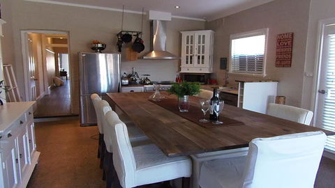 YSG The Edward Townhouse 155 - Steps To Town - Accommodation Redcliffe 0