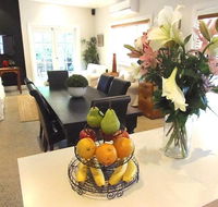 YSG The Edward Townhouse 157 - Steps To Town - Accommodation Redcliffe
