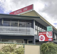 ZED MOTELS Tropical Gateway - Accommodation Redcliffe