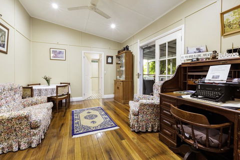 Tara-Lee - Accommodation Redcliffe 2