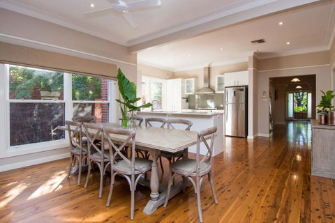 Hillsborough - Luxury, Boutique Accommodation - Accommodation Redcliffe 2