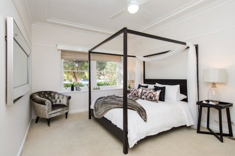 Hillsborough - Luxury, Boutique Accommodation - Accommodation Redcliffe 0