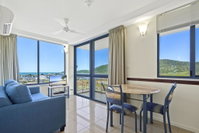 AirliediseNO hills5min walk 2 Port of Airlie/Ferry terminalWiFiNetflix