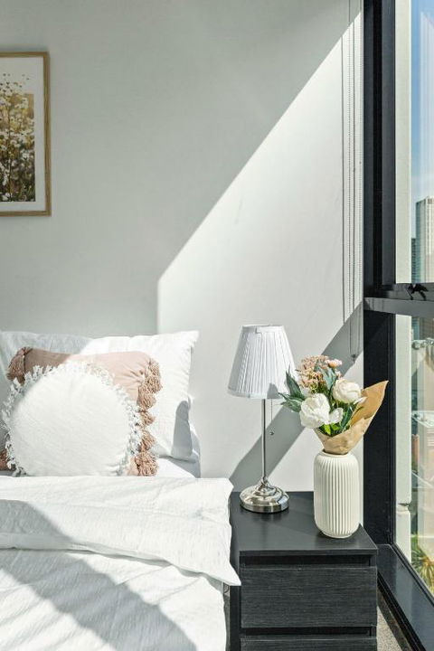 A 2BR Apt Near Melbourne Central Amazing Views - Accommodation Redcliffe 3