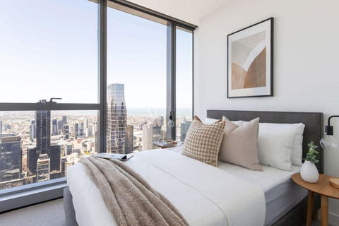 A 2BR Apt With Stunning City Views FREE Parking - Accommodation Redcliffe 1