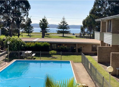 A Beach Front Apartment - Accommodation Redcliffe 2