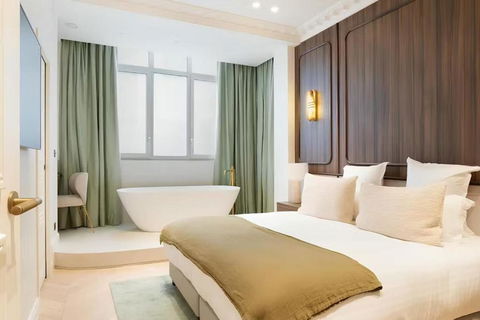 A Beautiful Lair - Accommodation Redcliffe 0