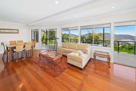 A BIGGER Slice Of Paradise - Accommodation Redcliffe 3