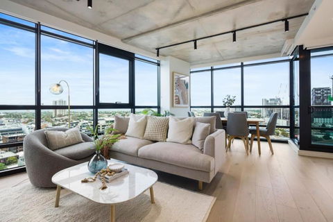 A Comfortable Stay Awaits You In Southbank - Accommodation Redcliffe 0