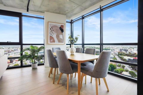 A Comfortable Stay Awaits You In Southbank - Accommodation Redcliffe 3