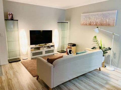 A Cosy And Peaceful Apartment In The Heart Of Yandina - Accommodation Redcliffe 0