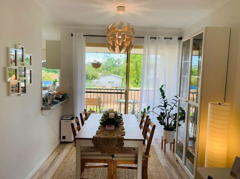 A Cosy And Peaceful Apartment In The Heart Of Yandina - Accommodation Redcliffe 2