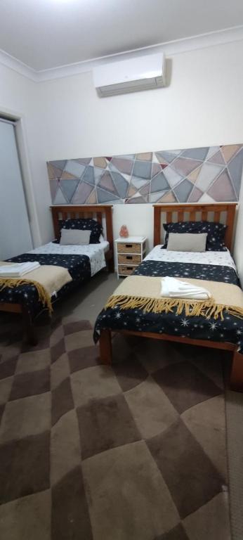 A Cosy Villa, Close To All Essentials - Accommodation Redcliffe 0