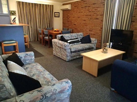 Aalen Alpine Family - Accommodation Redcliffe 1