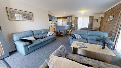 Aalen Alpine Family - Accommodation Redcliffe 0