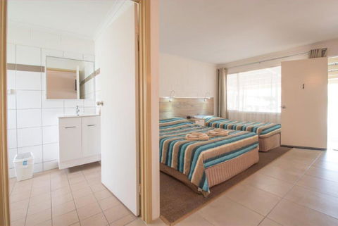 A & A Motel - Accommodation Redcliffe 3