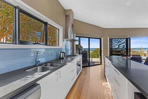 Achilles - Accommodation Redcliffe 2