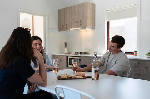 Adelaide Caravan Park - Aspen Holiday Parks - Accommodation Redcliffe 3