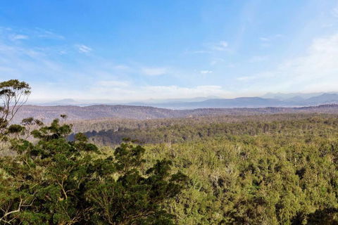 Affinity Luxury Studio With Spa And Amazing Views - Accommodation Redcliffe 3