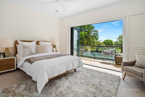 Affordable Luxury By The River - Accommodation Redcliffe 3