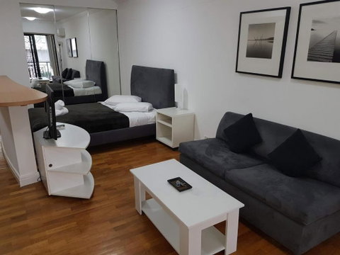 Accommodation Sydney Potts Point Pet Friendly Studio Apartment With Balcony - Accommodation Redcliffe 2