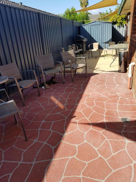 Airport Budget Room - Accommodation Redcliffe 4