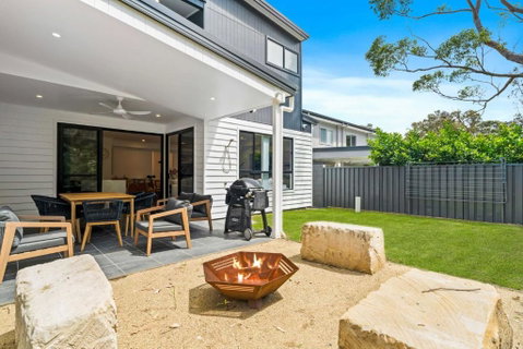 Al Mare - Accommodation Redcliffe 0