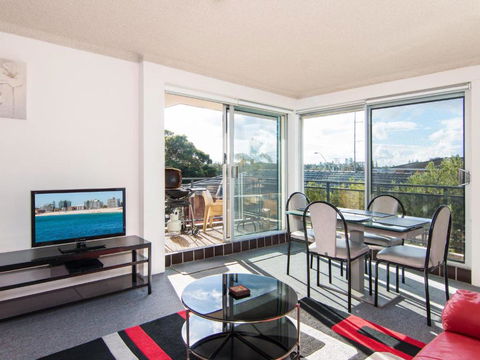 Albert Court 8 - Accommodation Redcliffe 0