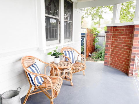 Albury Street Hideaway - Accommodation Redcliffe 4