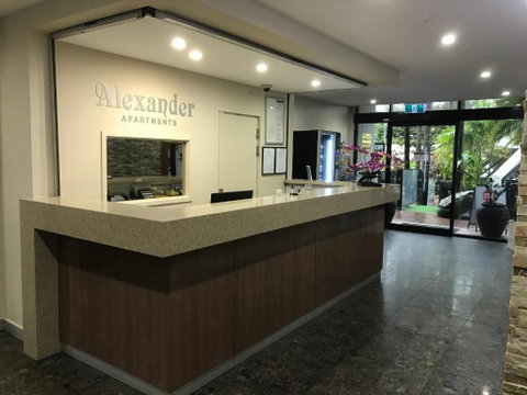 Alexander Holiday Apartments - Accommodation Redcliffe 2