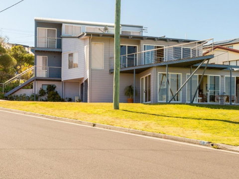 Alexandra Suite Gerroa - Accommodation Redcliffe 4