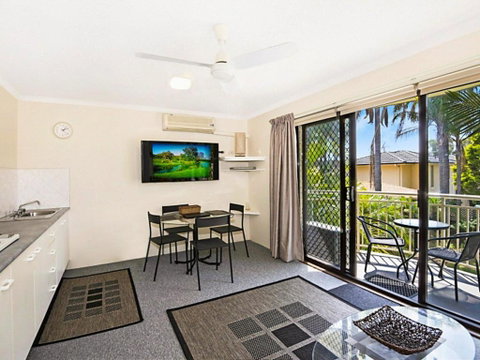 Allamanda 37 - Accommodation Redcliffe 4