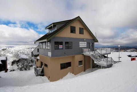 Alpine Haven 5 - Accommodation Redcliffe 3