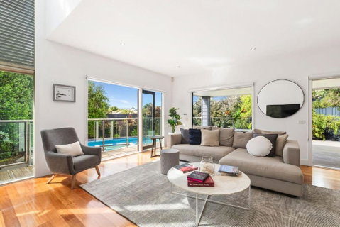 Amalfi Dream - Pool, Spa, Walk To Beach And Shops - Accommodation Redcliffe 4