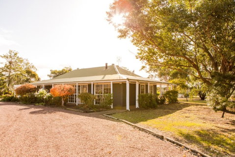 Among The Vines - Accommodation Redcliffe 0