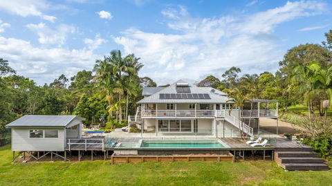 Ananda - Magnificent Byron Hinterland Retreat - Accommodation Redcliffe 2