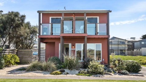 Anchorage - Accommodation Redcliffe 1
