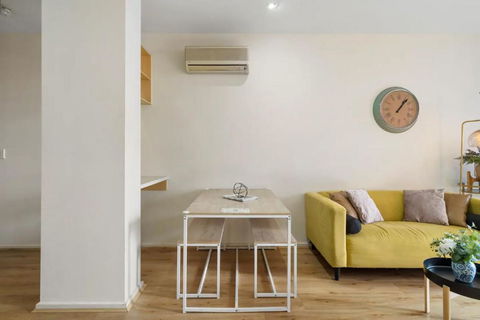 Azalea - Rundle Mall Edge Residence On York - Accommodation Redcliffe 2