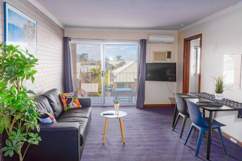 Apartment 11 Burswood - Accommodation Redcliffe 0