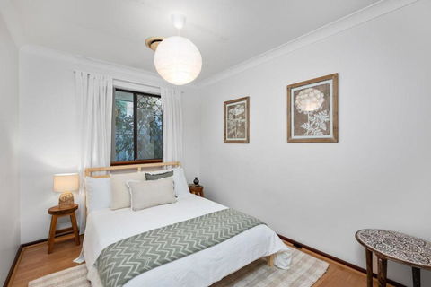 Applecross Village Gem 2BR - Accommodation Redcliffe 4