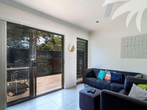 Aqua Apartment 1 - Accommodation Redcliffe 4