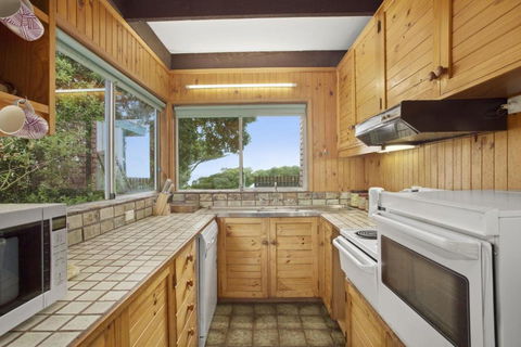 Aqua Blue - Accommodation Redcliffe 1