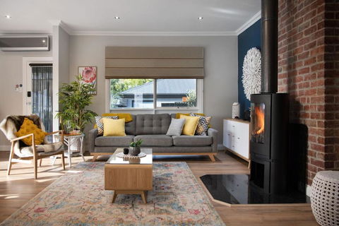 Arabella Heights - Accommodation Redcliffe 0