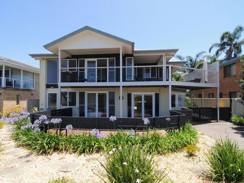 Arcadia By Jervis Bay Rentals - Accommodation Redcliffe 1