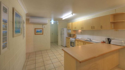 Arcadia Palms 2 - Accommodation Redcliffe 3